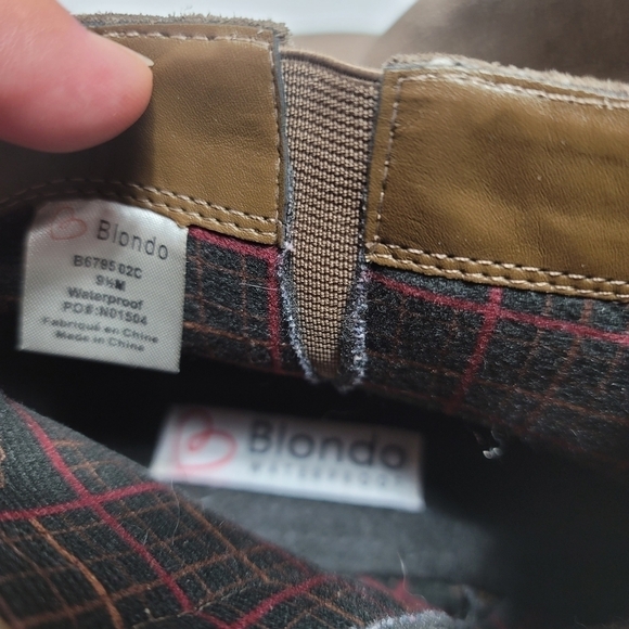 Blondo Waterproof Suede Tan Buckle Zip Booties 9.5 EUC - Picture 8 of 10